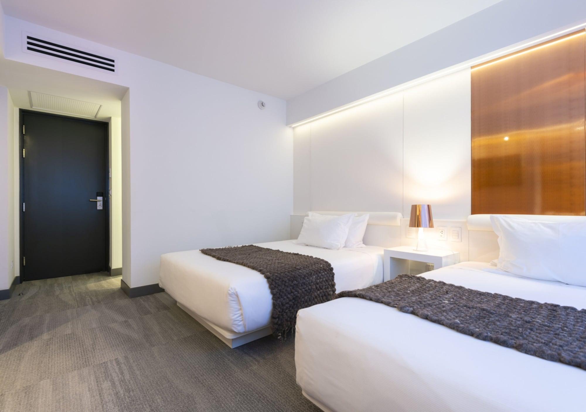 45 By Director Hotel Santiago Exterior photo